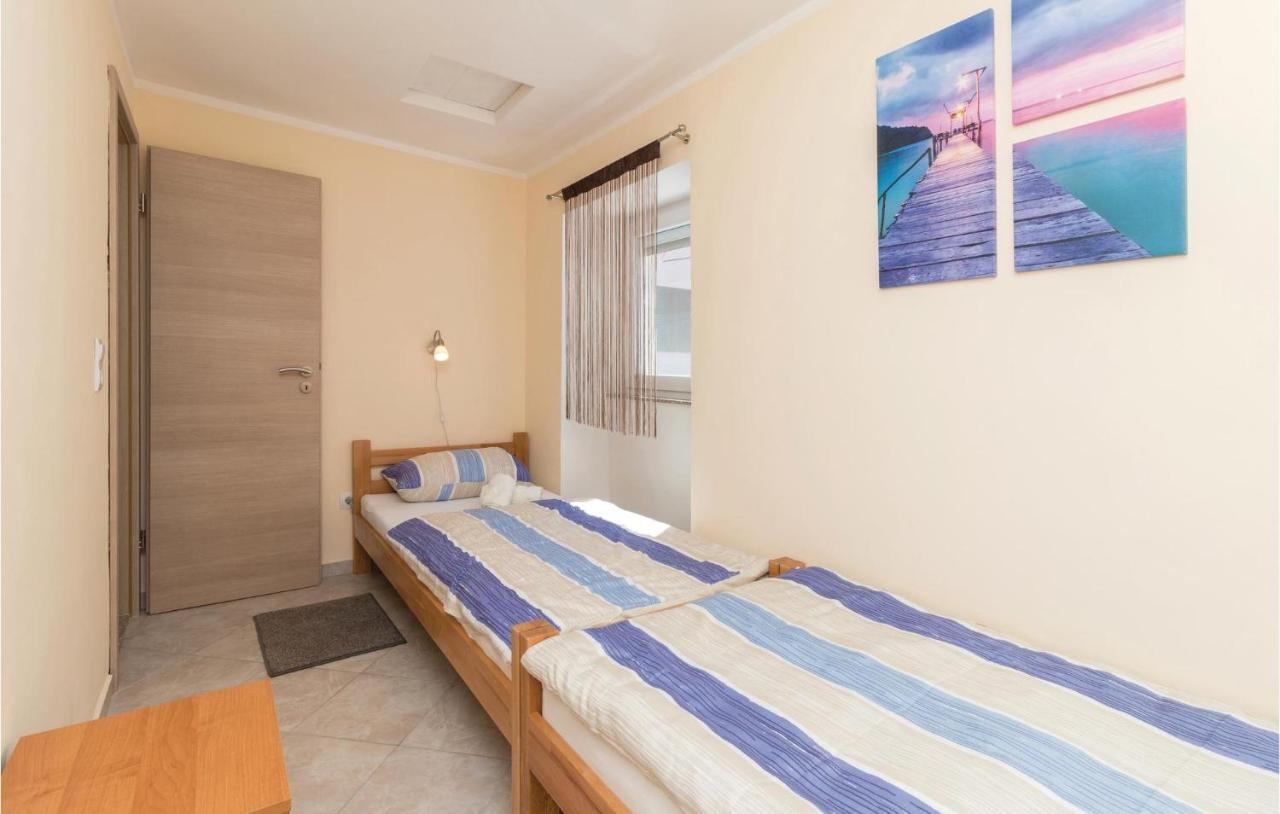 Gorgeous Home In Zadar With Wifi Extérieur photo
