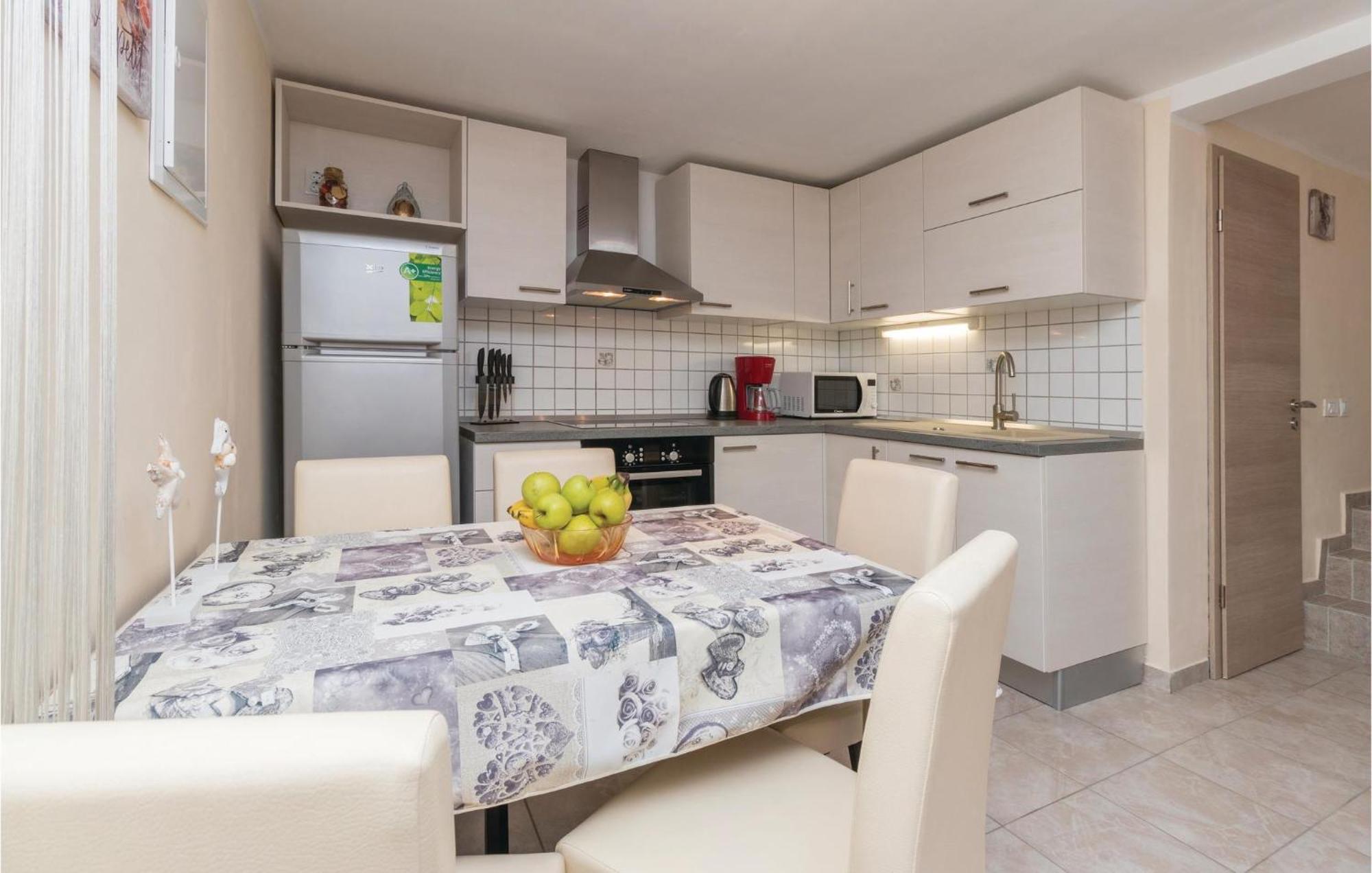 Gorgeous Home In Zadar With Wifi Extérieur photo